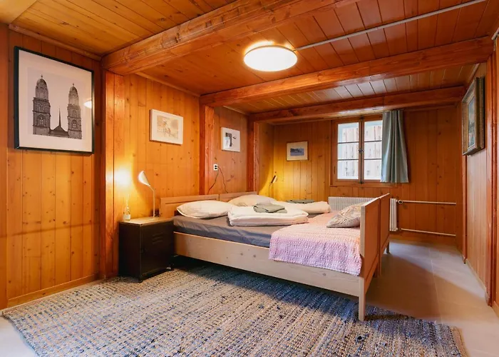 شقة The سيدرن