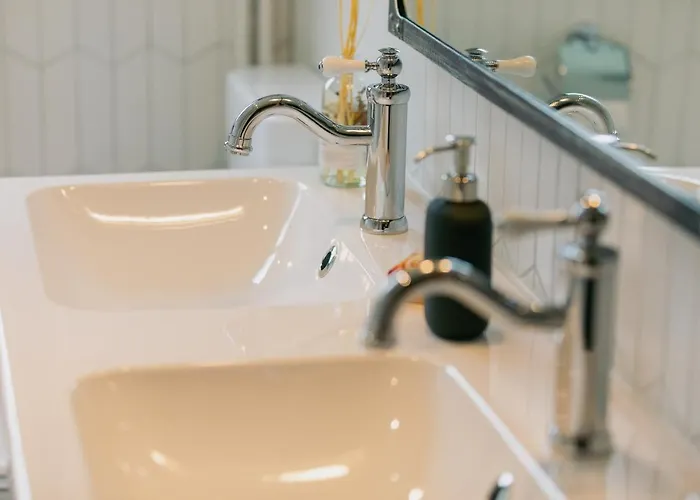 The شقة سيدرن